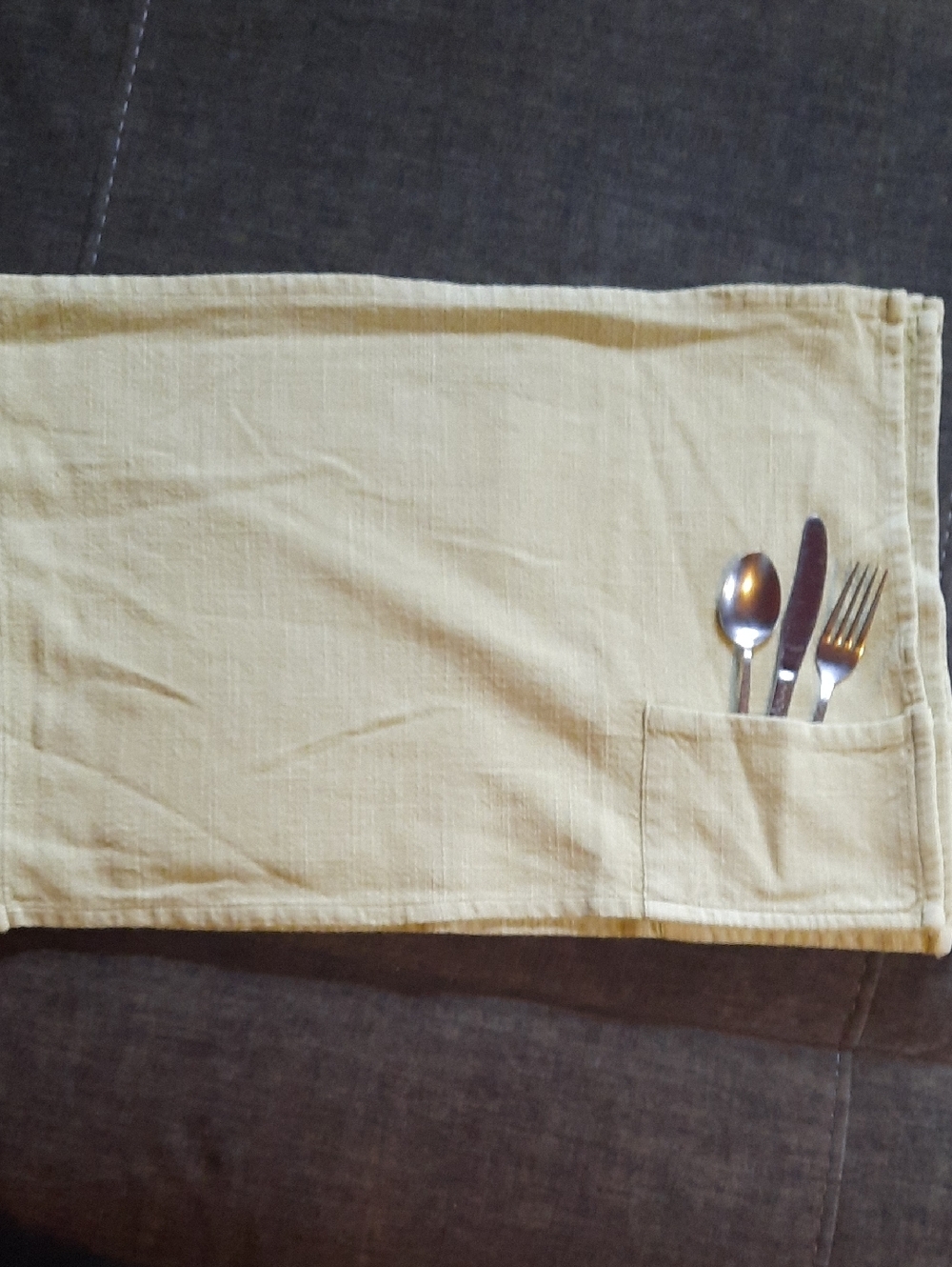 Placemats in Soft Sage Green Set 4 Cotton Utensil Pocket NWT 14" X 19.5" Pretty